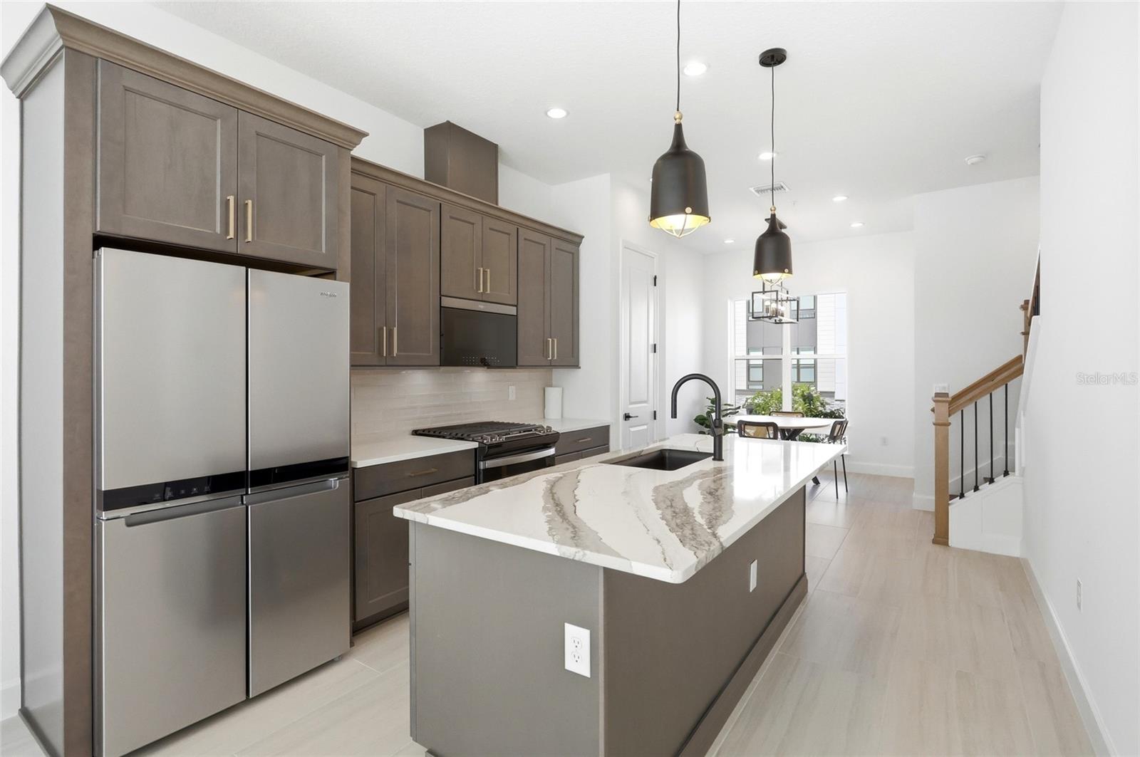 2130 WHITNEY MARSH ALLEY photo 3