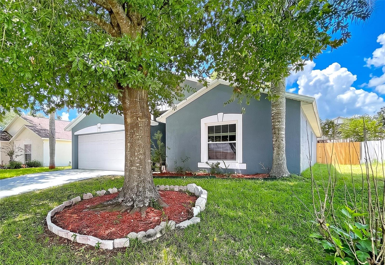 429 HEATHER HILL BOULEVARD photo 3