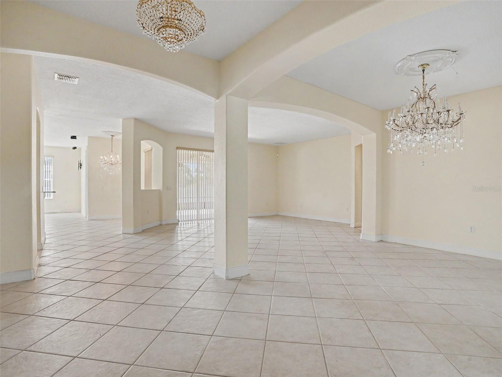 1711 WINDWARD OAKS COURT photo 5