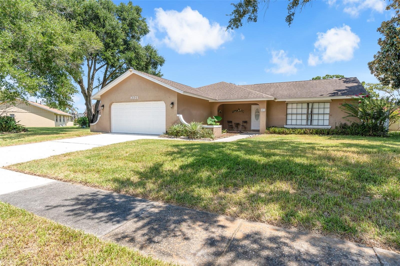 8971 ANGELICA DRIVE photo 5