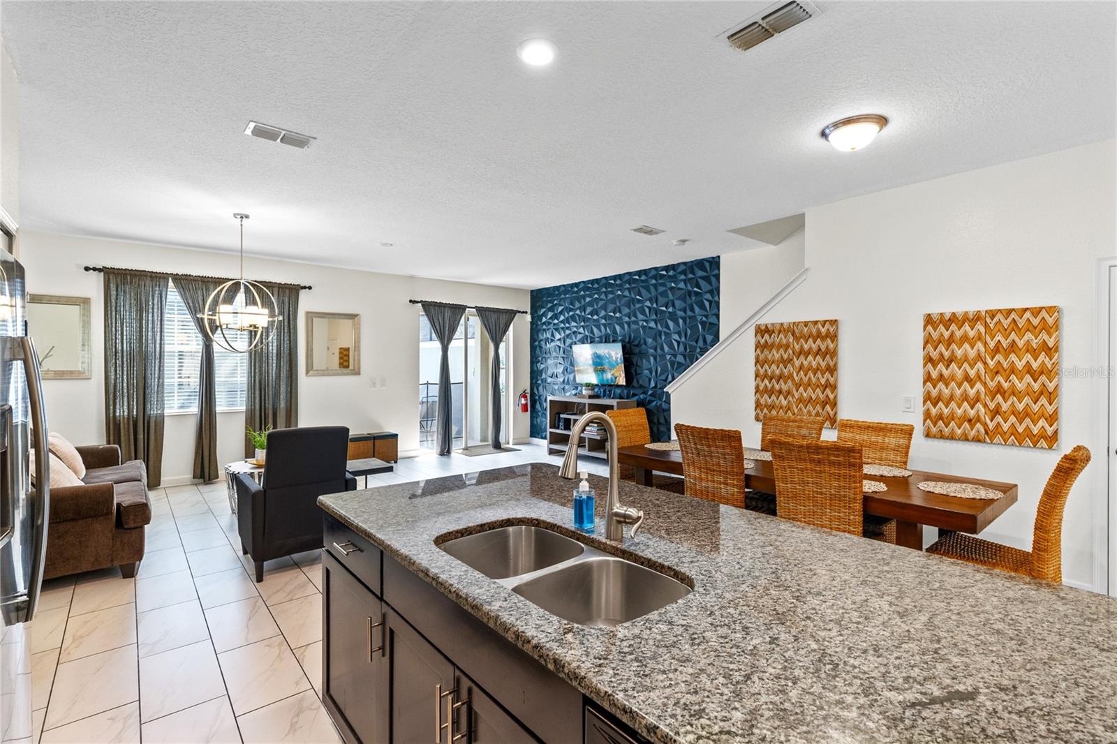 3087 Juliet Drive — photo 9 of 36