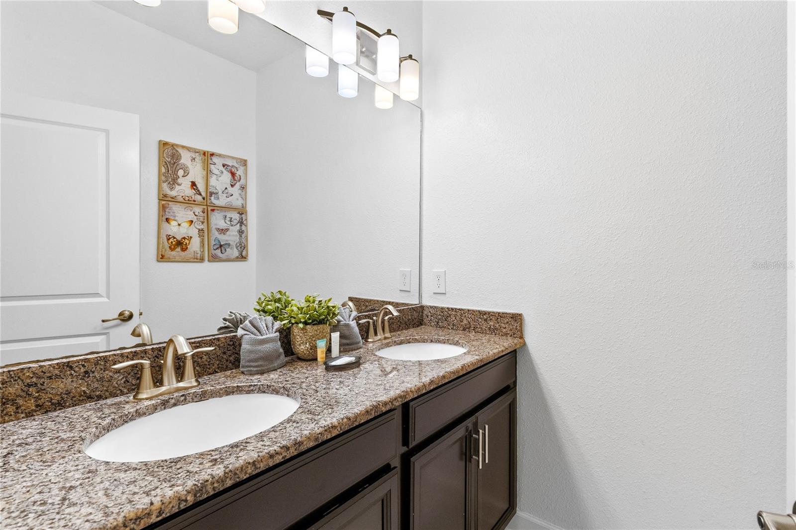 3087 Juliet Drive — photo 11 of 36