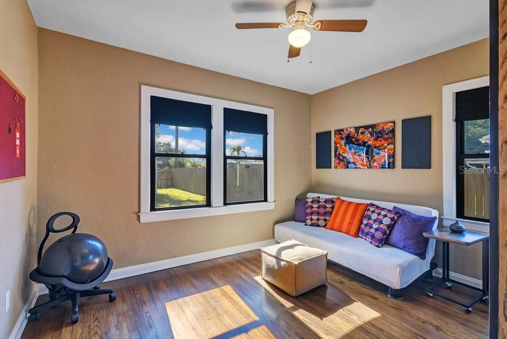753 FLORAL DRIVE photo 4