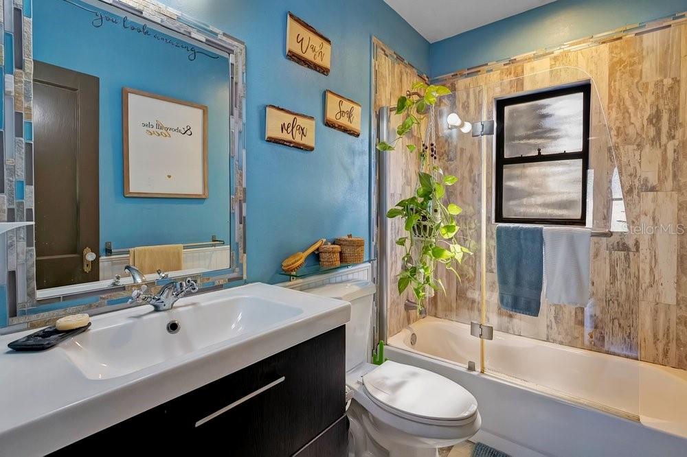 753 FLORAL DRIVE photo 5