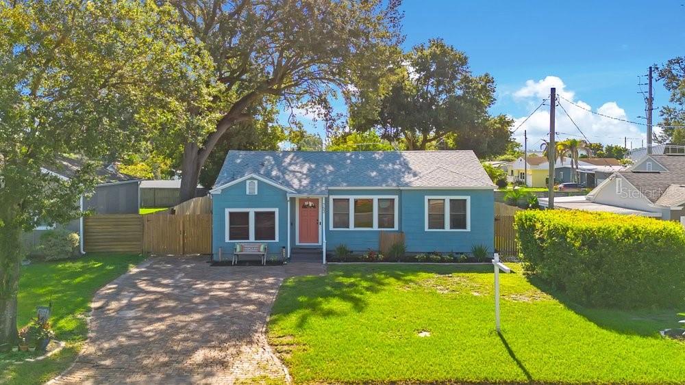 753 FLORAL DRIVE photo 2