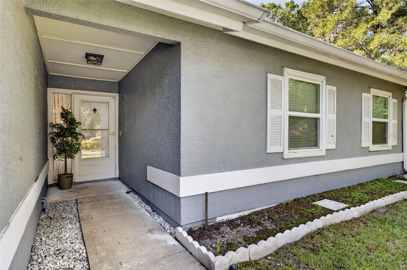 1022 WARD CIRCLE photo 3