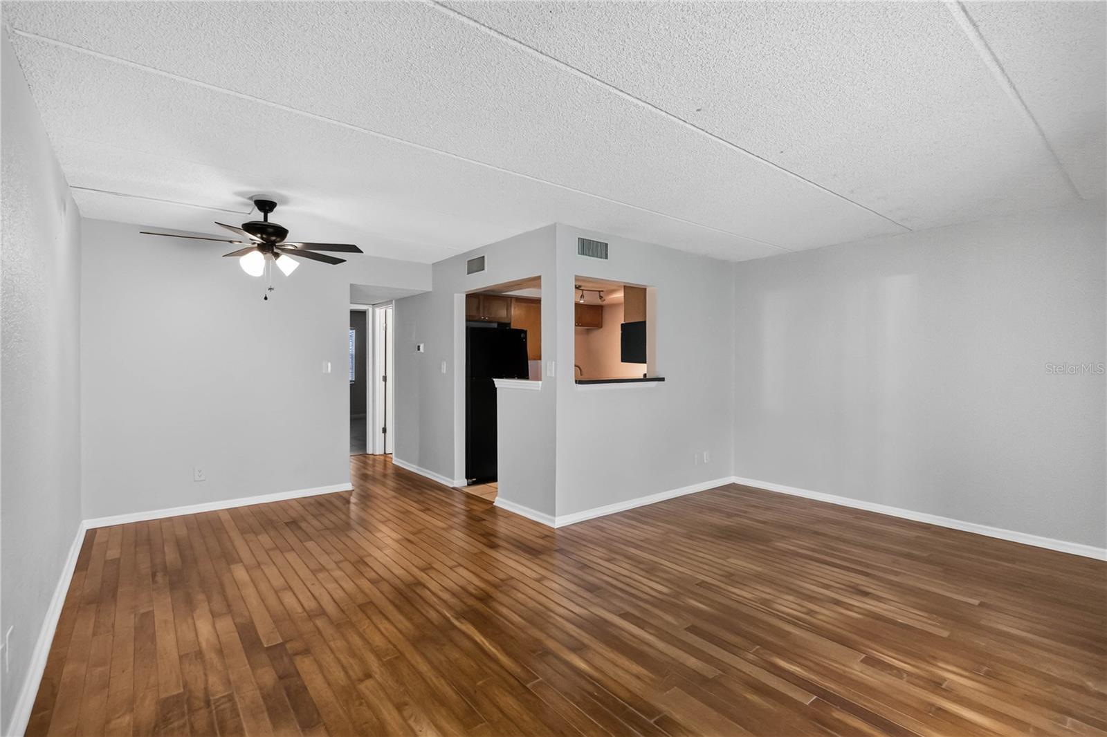 285 LEWFIELD CIRCLE #285 photo 4