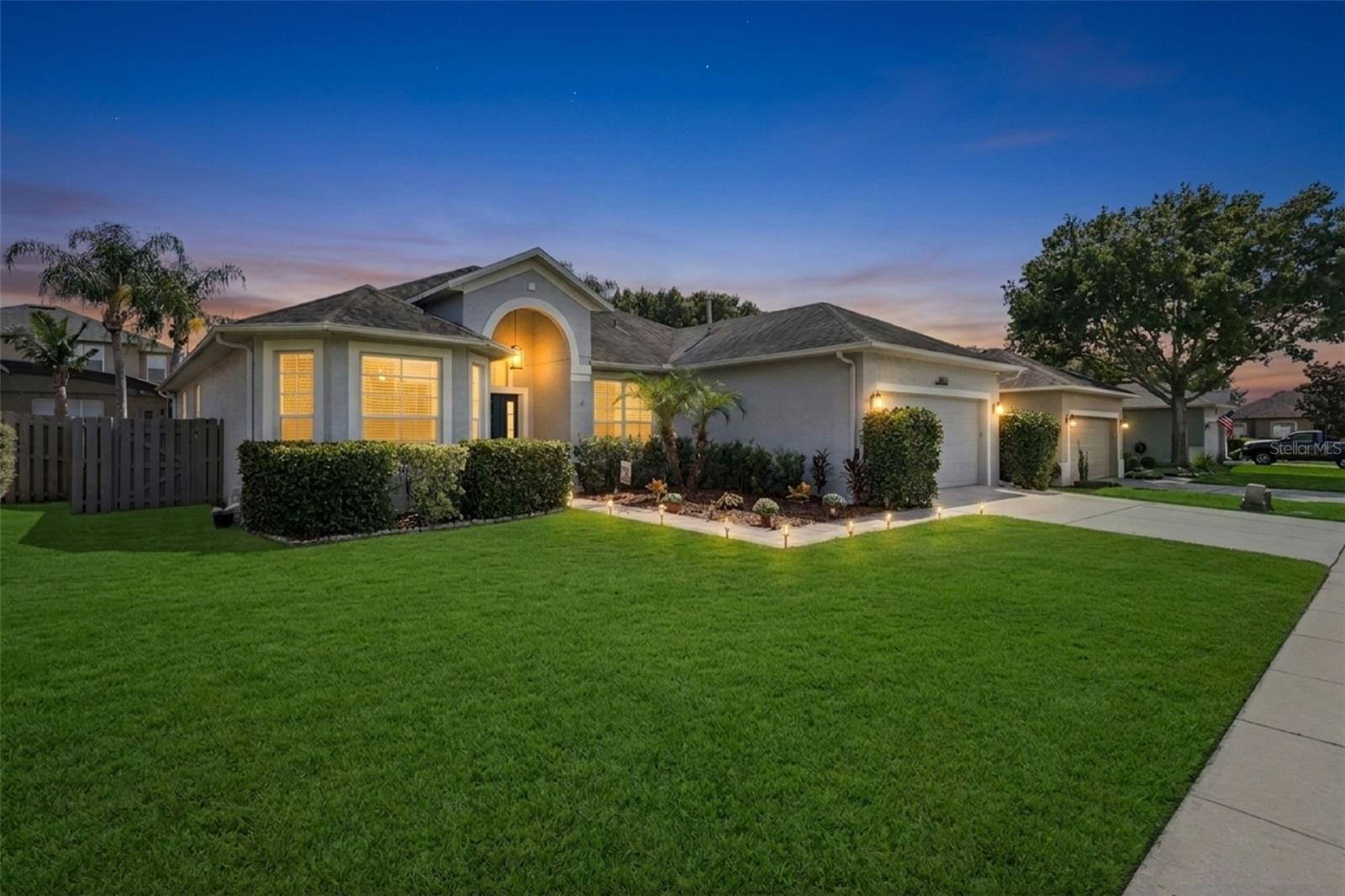5536 CREPE MYRTLE CIRCLE