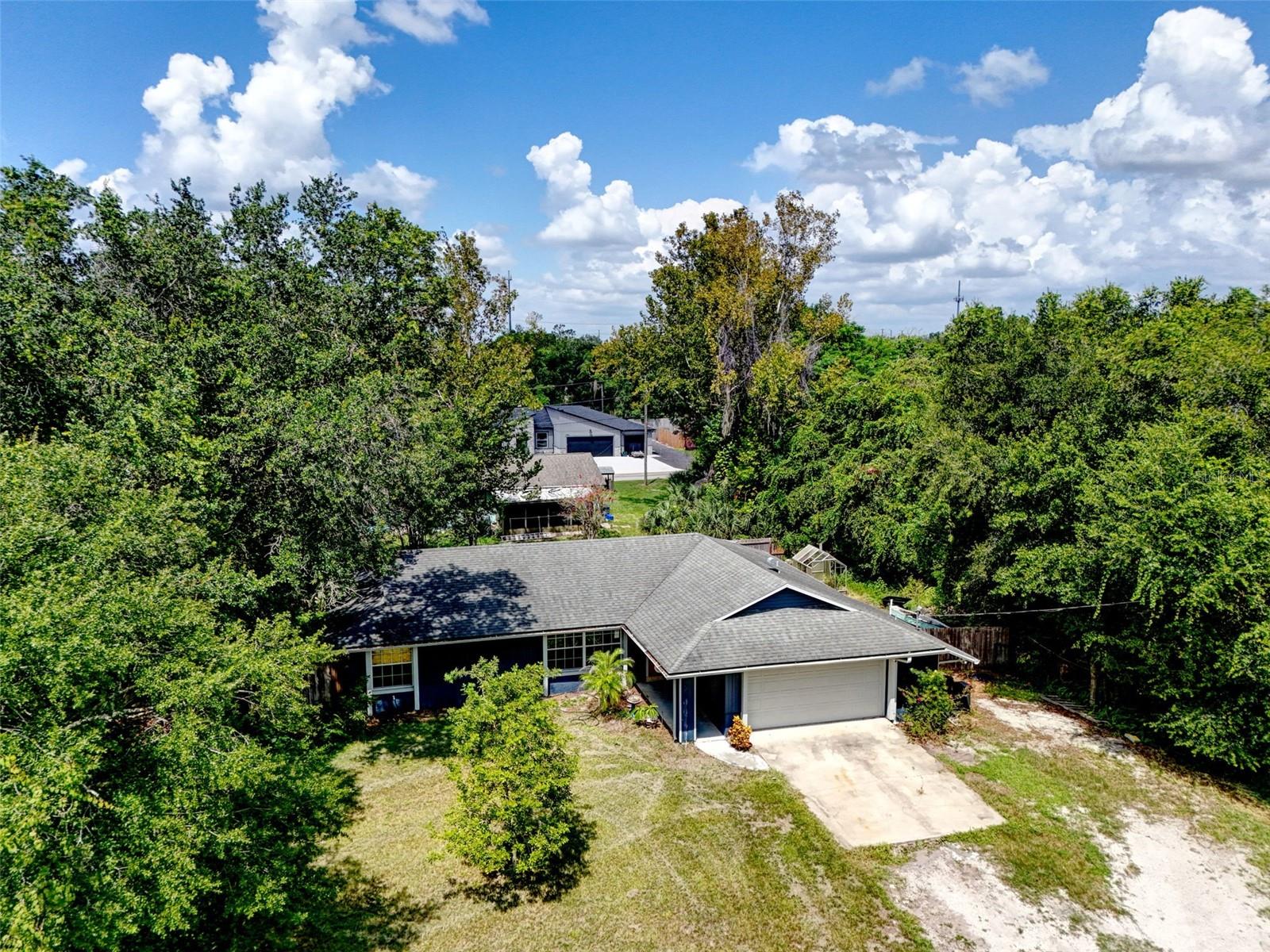 2380 PEMBERTON STREET photo 3
