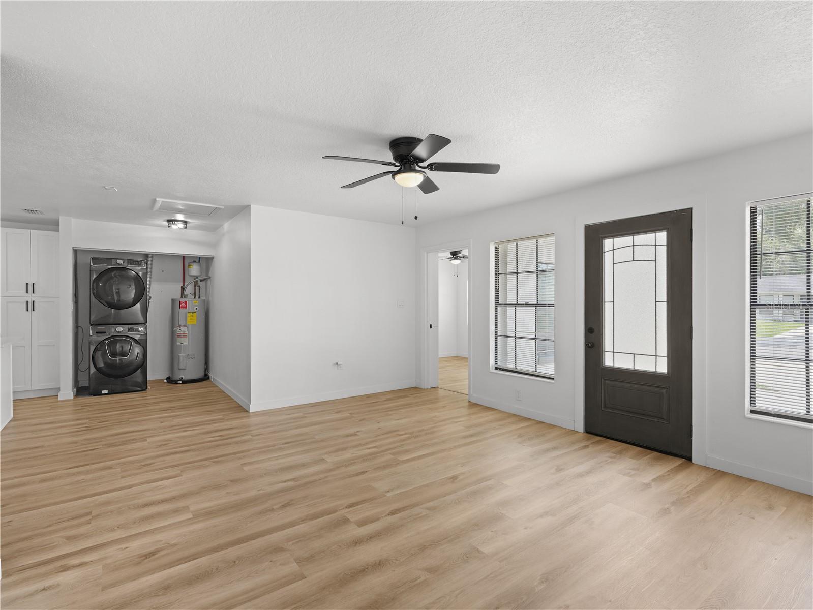 2181 LINDEN ROAD photo 4