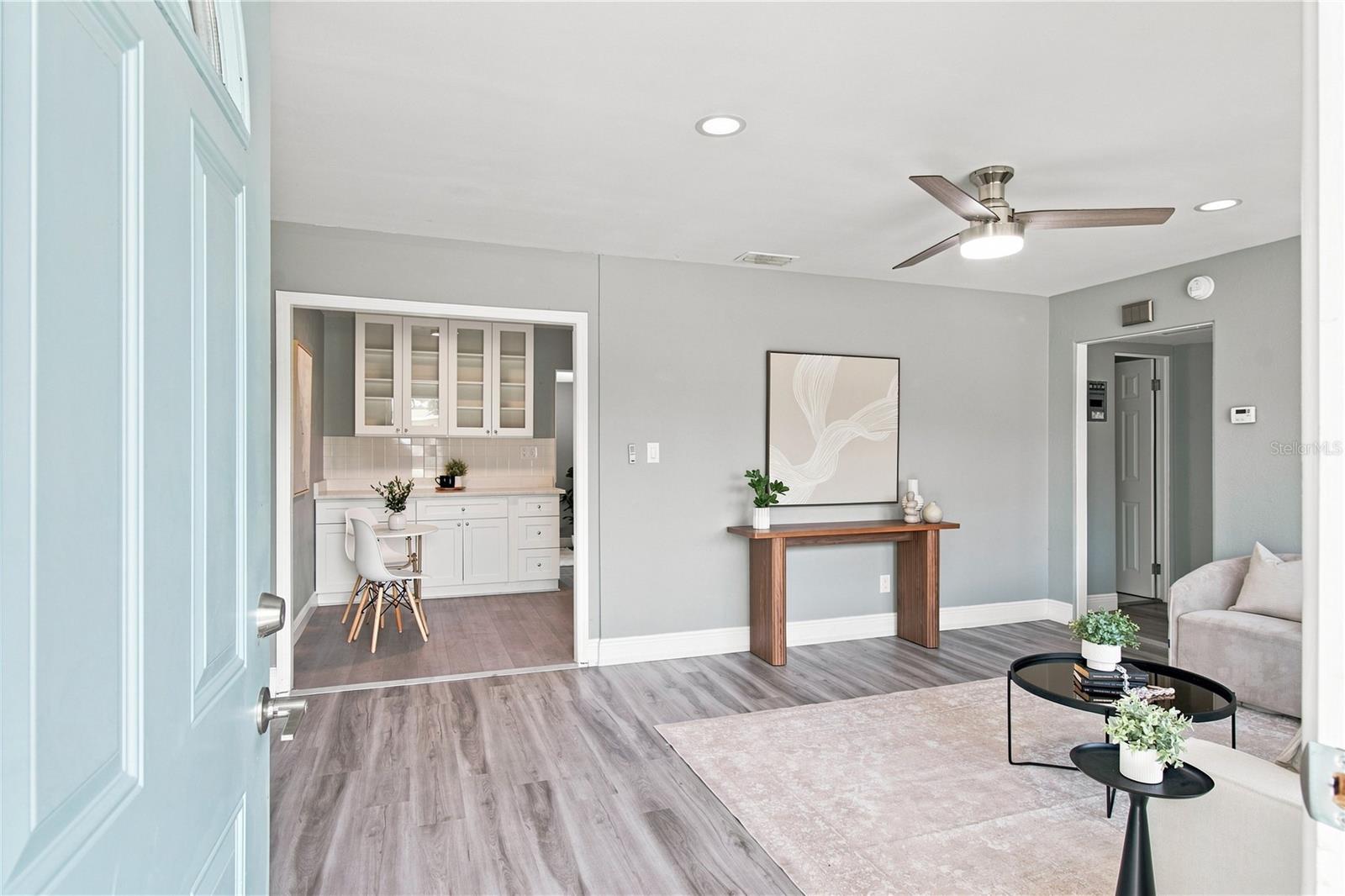1413 CARLSON DRIVE photo 3