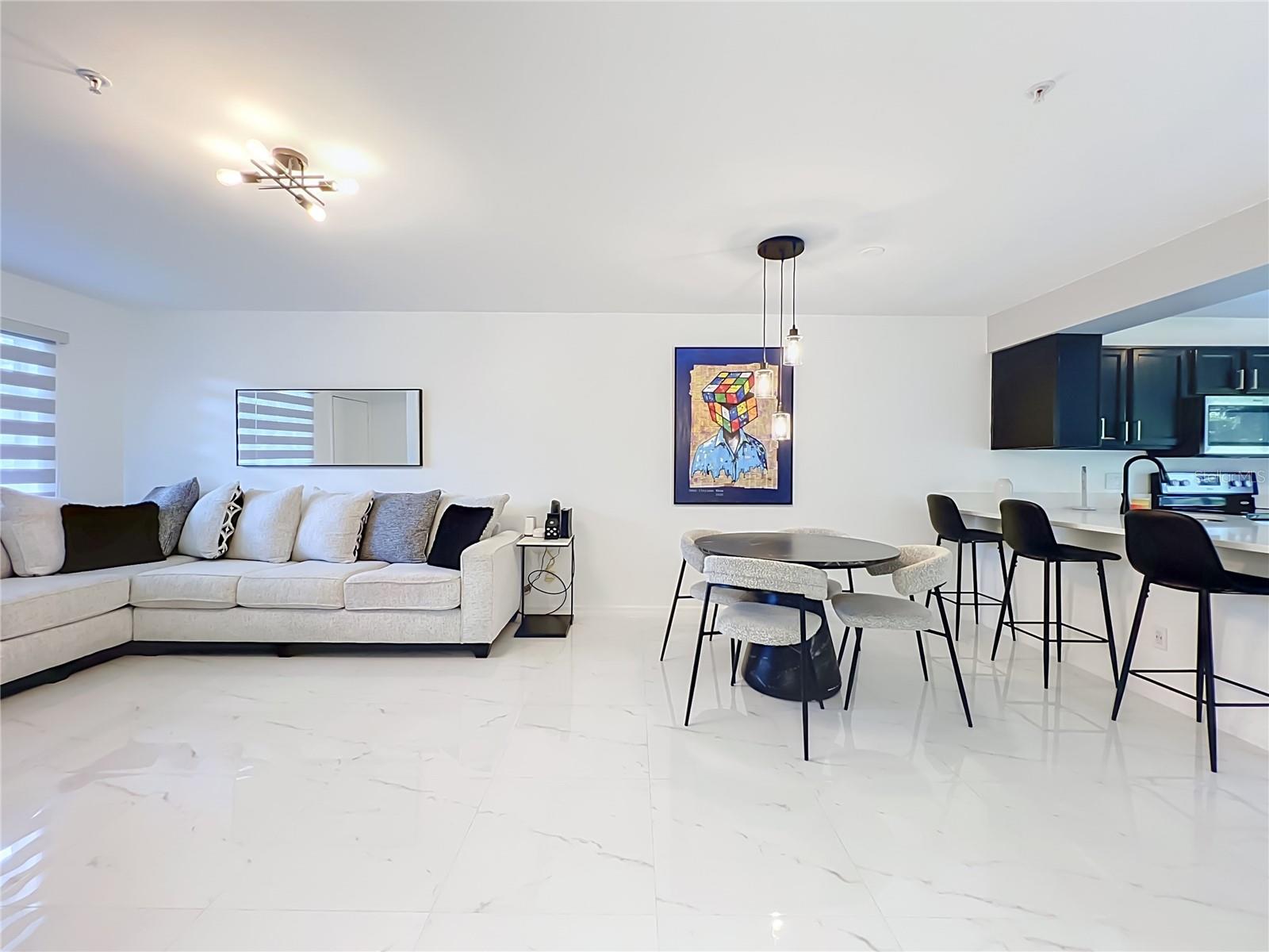 121 RESERVE CIRCLE #105 photo 5