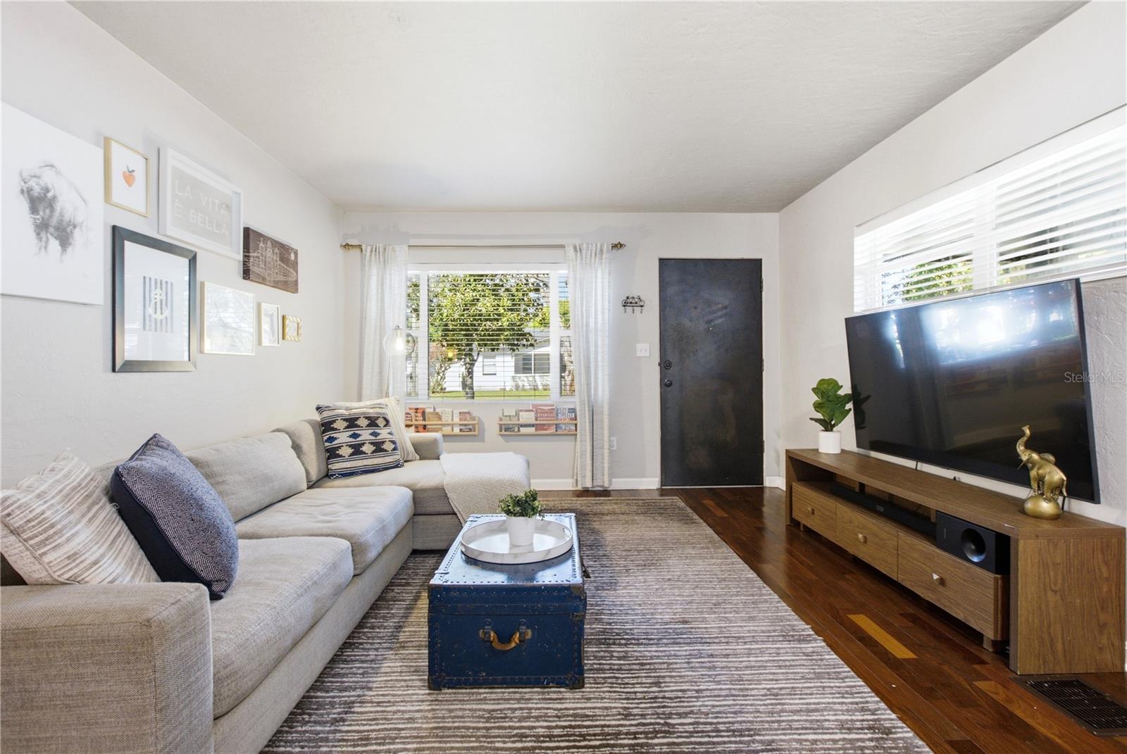 1017 N GLENWOOD AVENUE photo 4