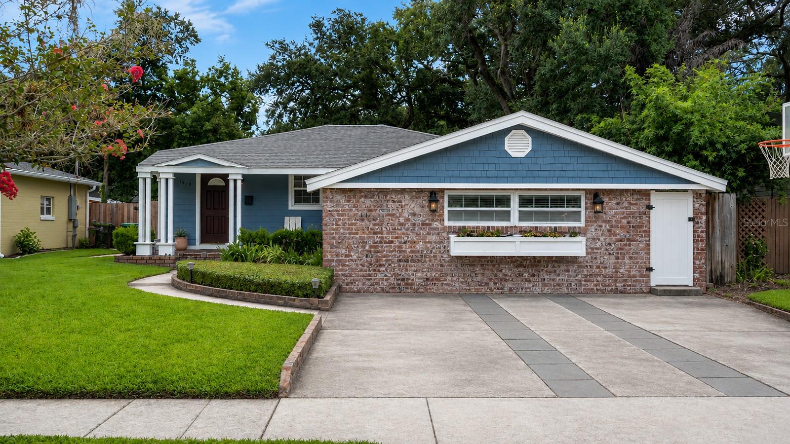 1819 LAKE SUE DRIVE photo 2