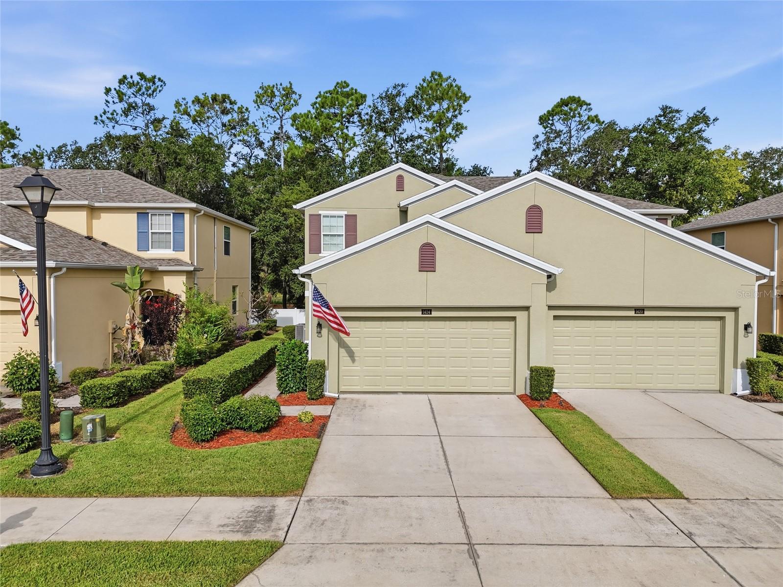 1424 SCARLET OAK LOOP photo 2