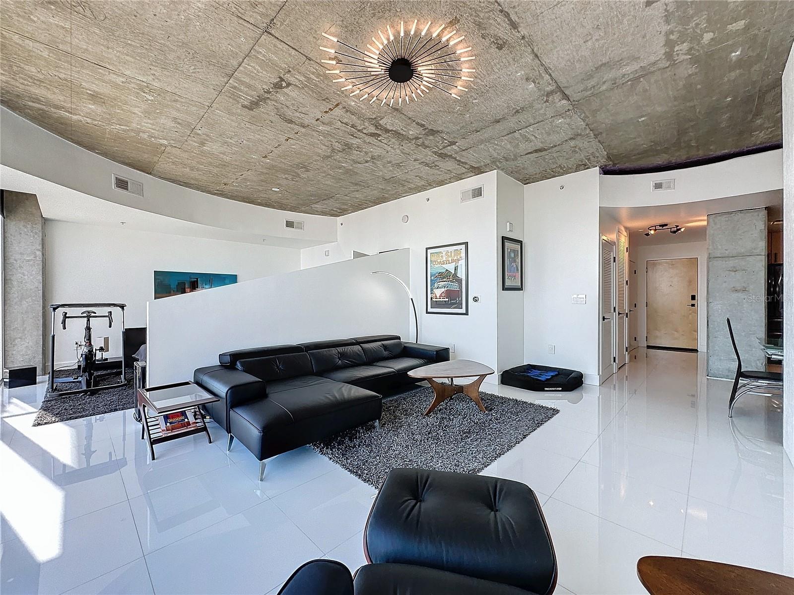 155 S COURT AVENUE #2111 photo 3