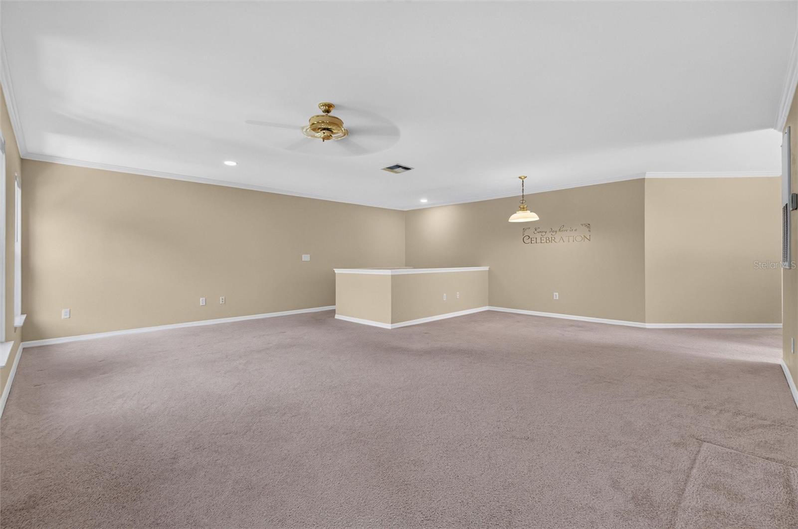 760 CENTERVALE DRIVE #201 photo 5