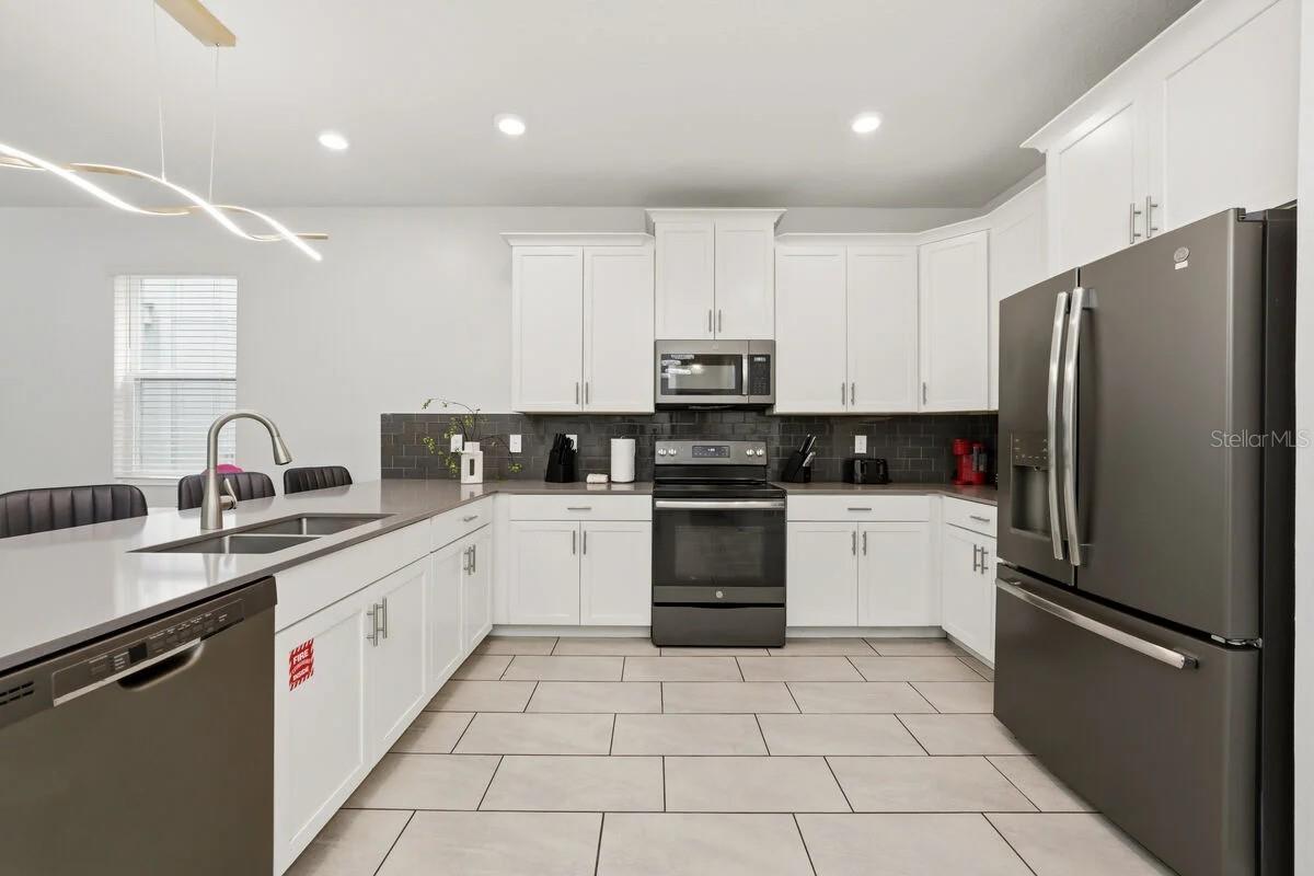 2703 Bookmark Drive — photo 11 of 60