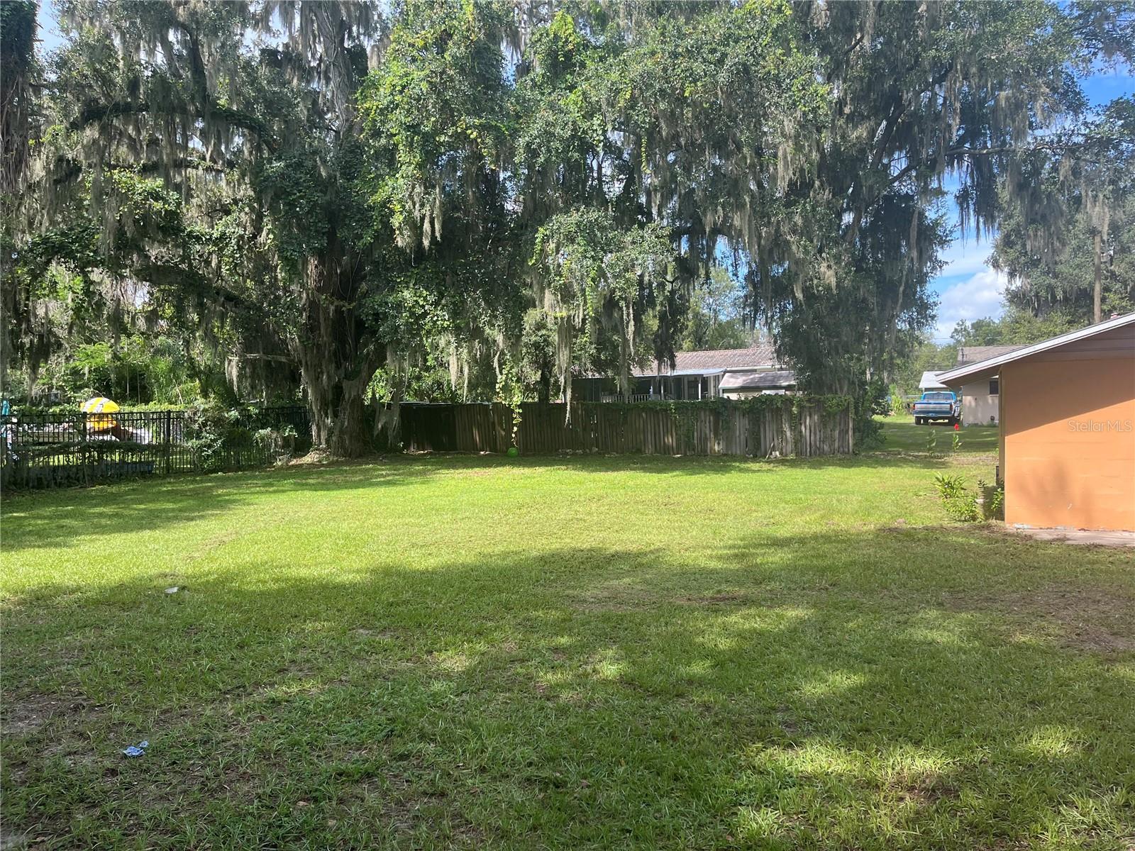815 N ORANGE AVENUE photo 3