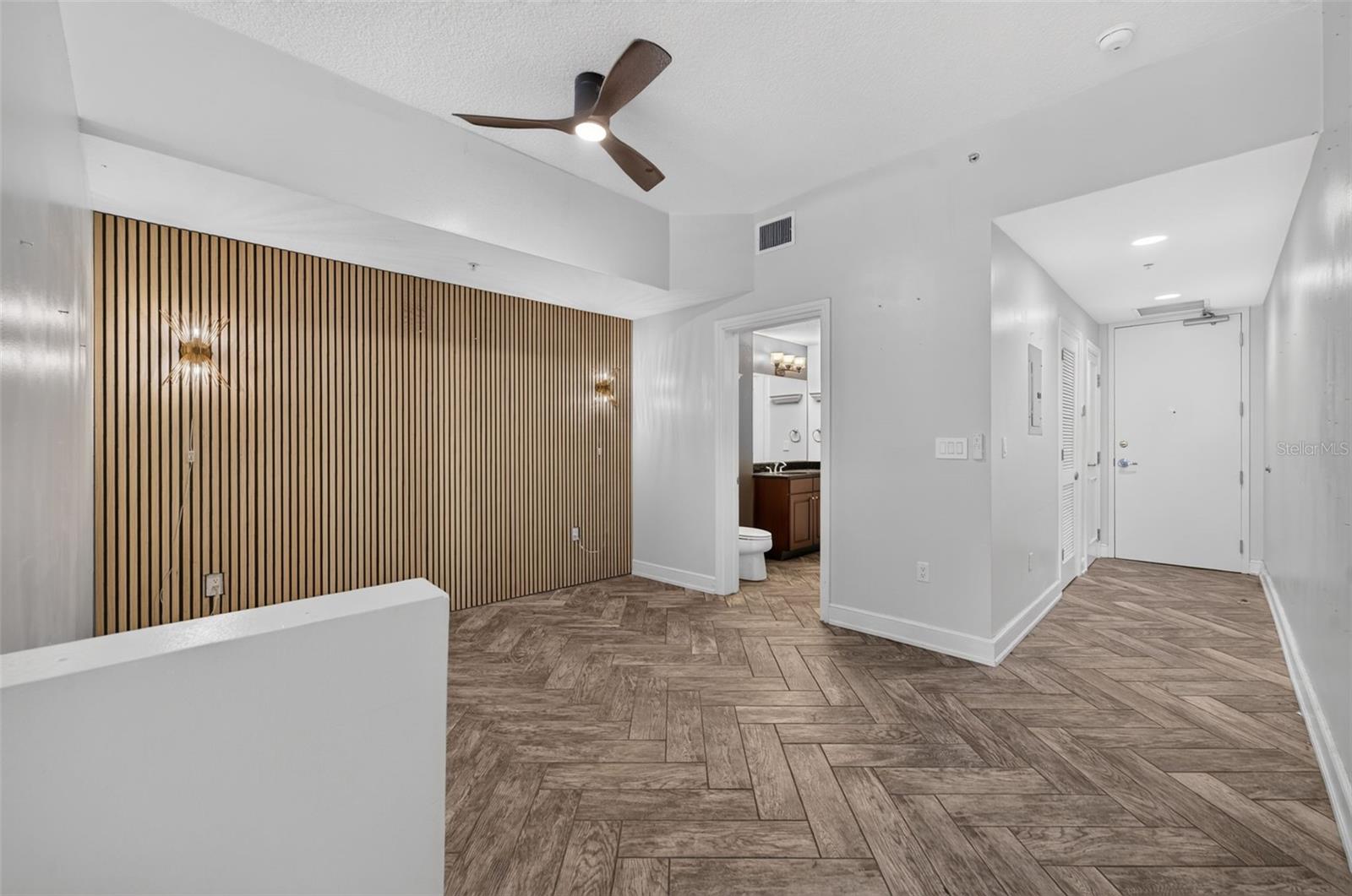 101 S EOLA DRIVE #1016 photo 5