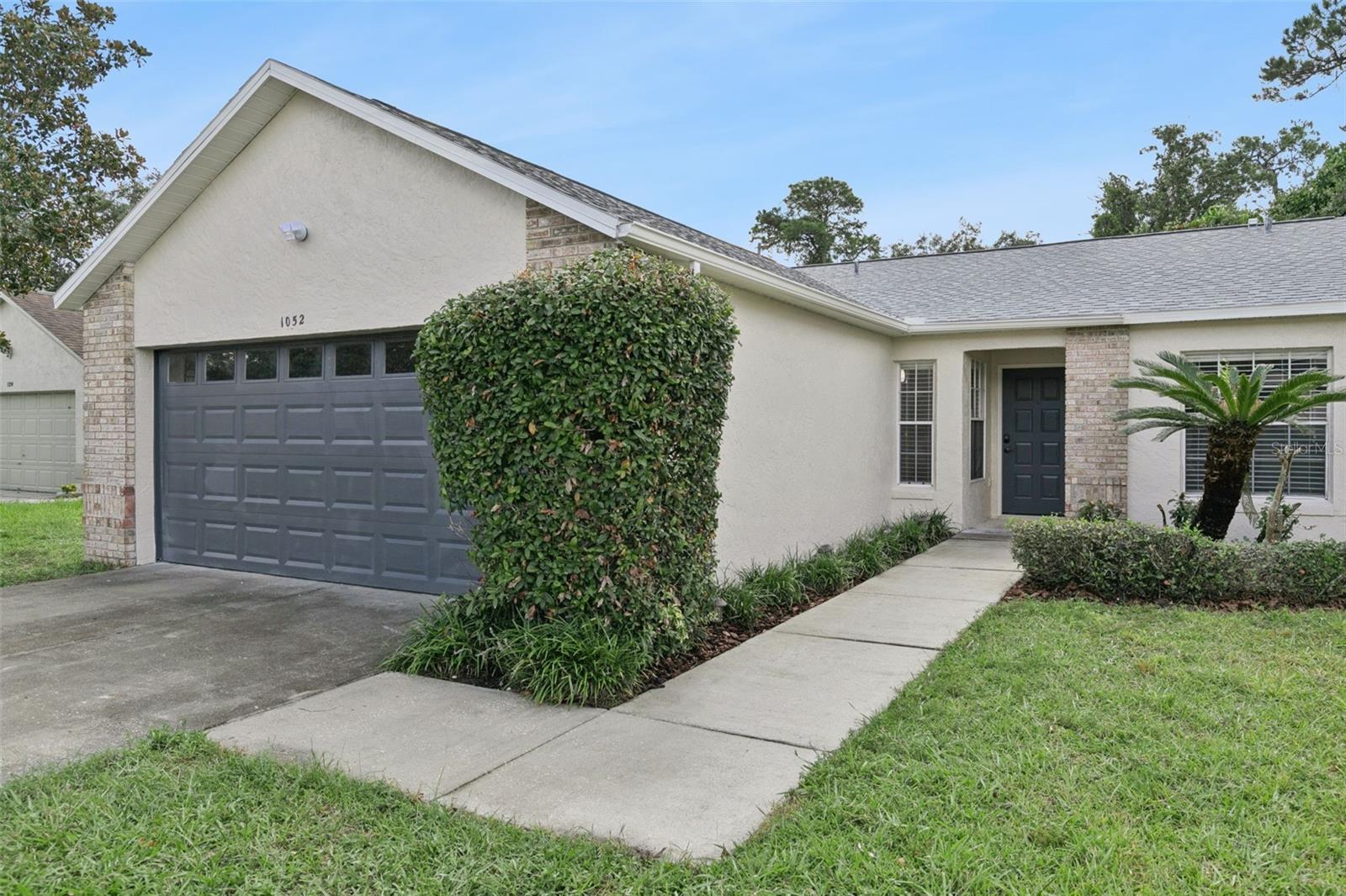 1052 BRIELLE AVENUE photo 2