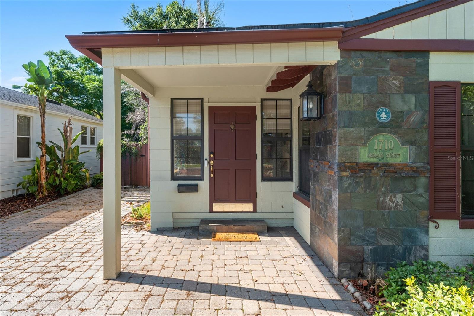 1710 OREGON STREET photo 3