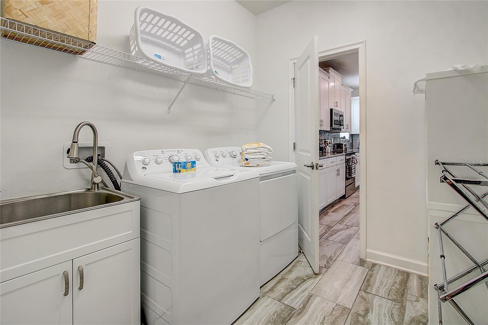 4761 Kings Castle Circle — photo 35 of 50