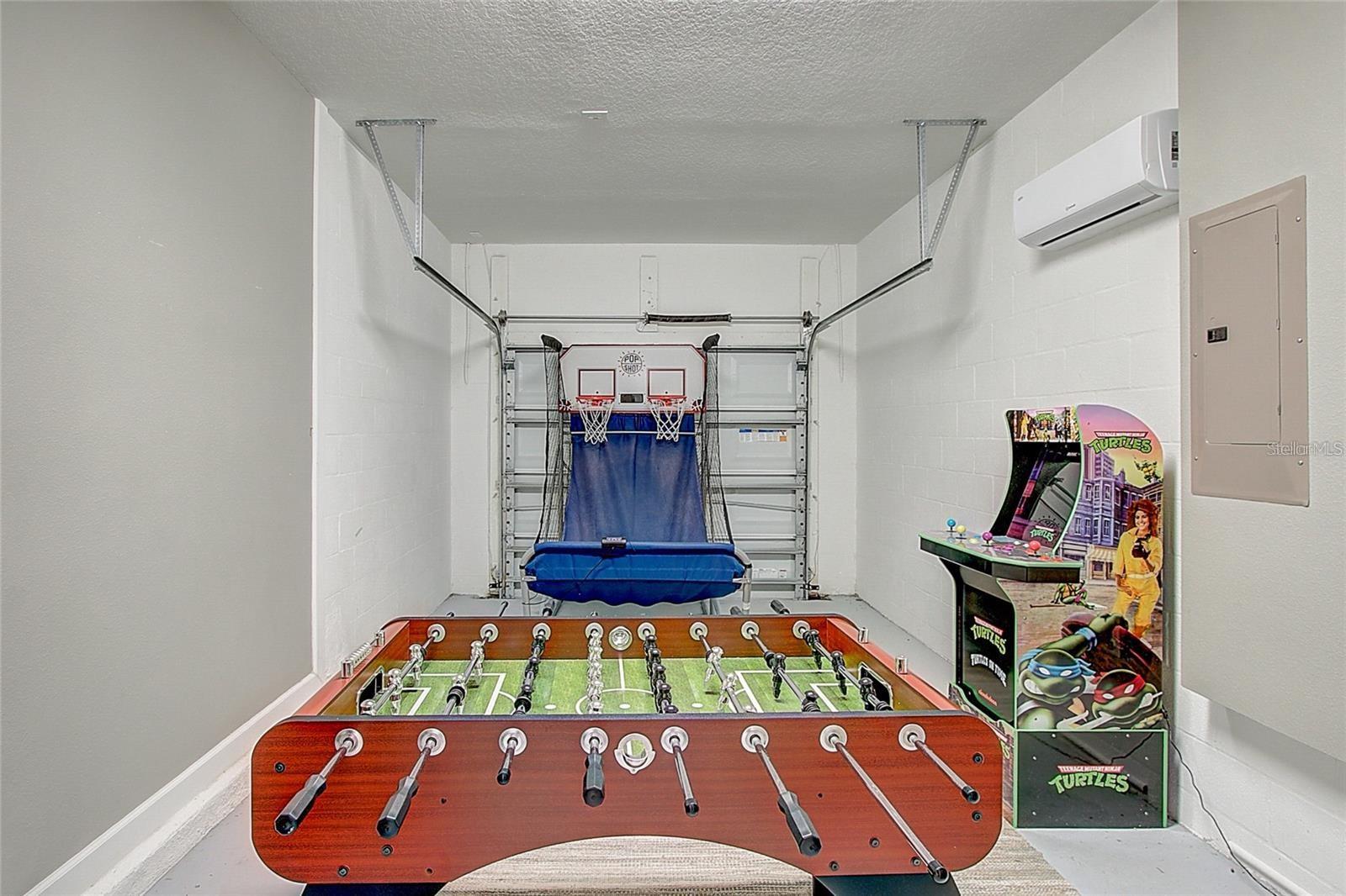 4761 Kings Castle Circle — photo 38 of 50
