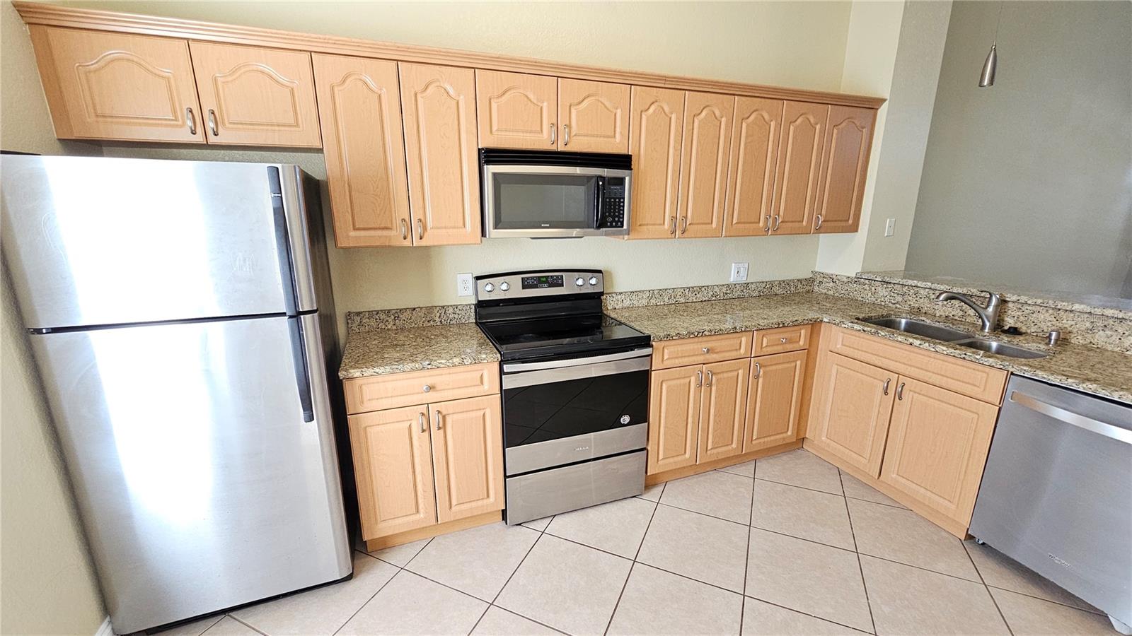 3651 N N GOLDENROD RD ROAD ##C205 photo 5