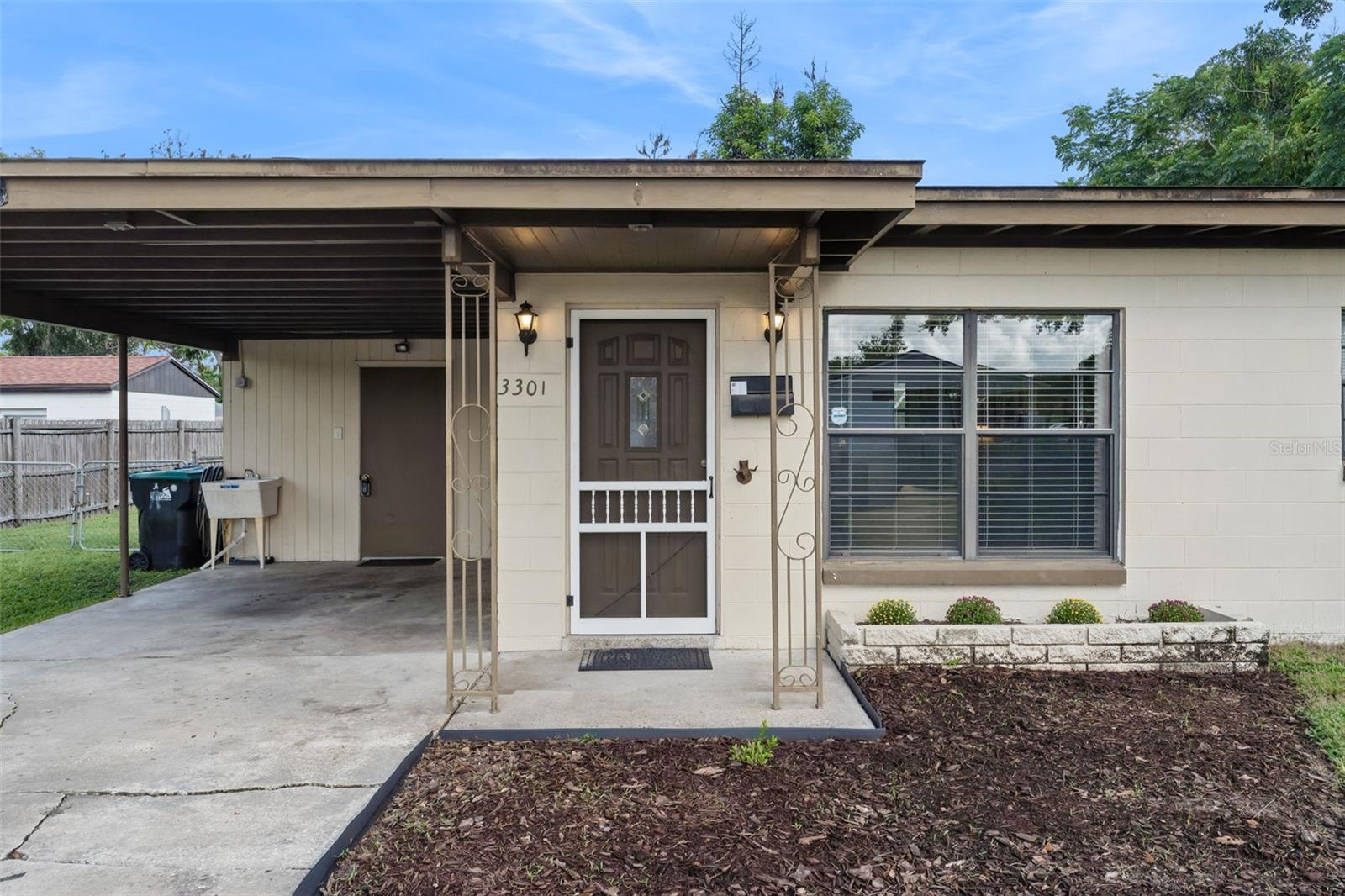 3301 ANDERSON ROAD photo 3