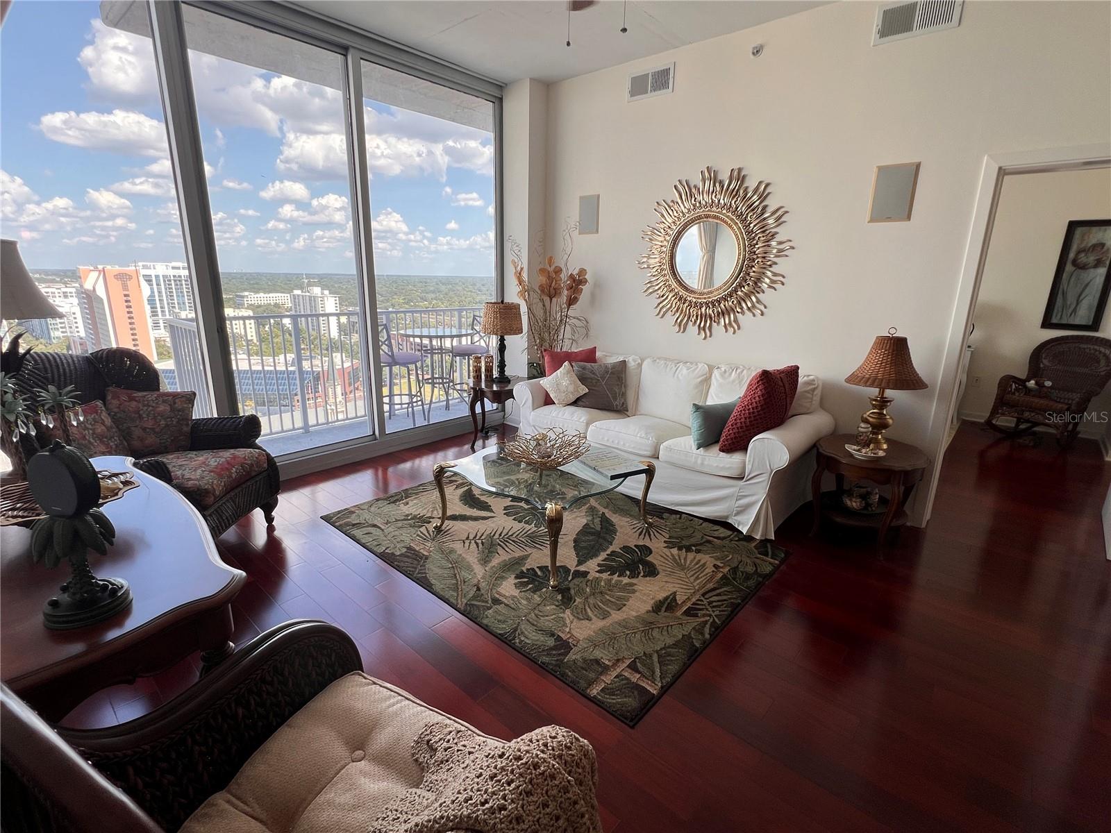 155 S COURT AVENUE #1505 photo 5