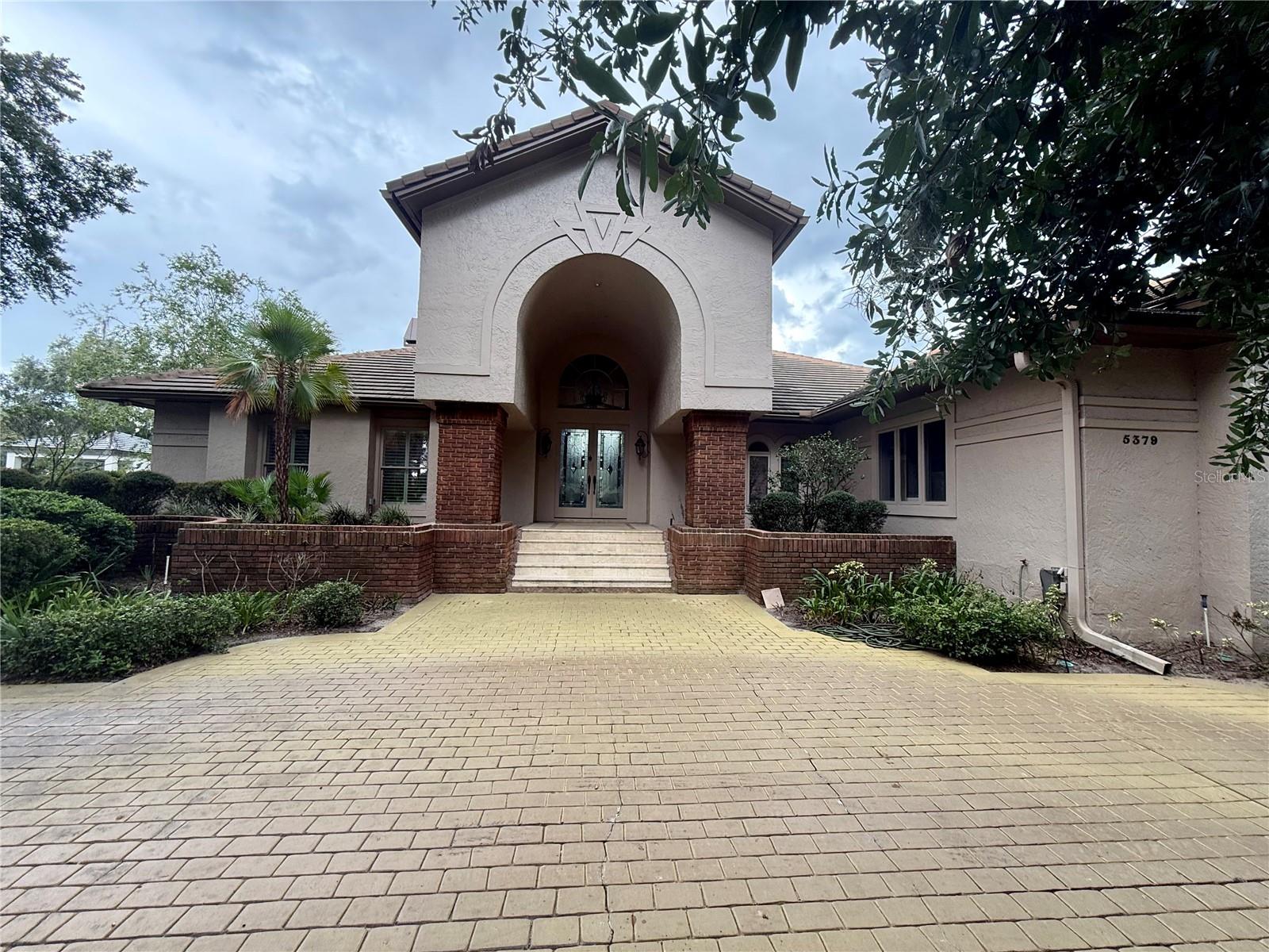 5379 ISLEWORTH COUNTRY CLUB DRIVE