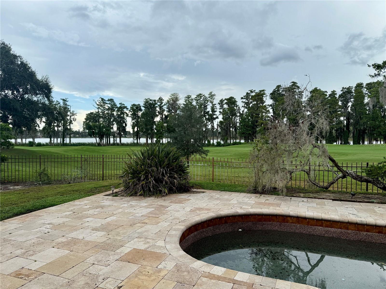 5379 ISLEWORTH COUNTRY CLUB DRIVE photo 4