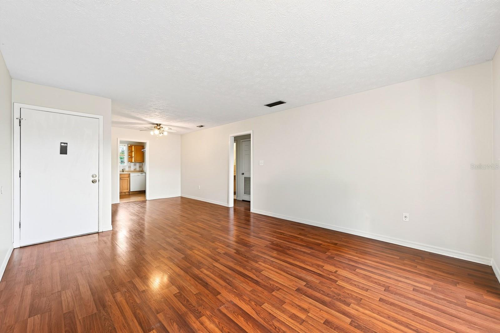 4208 LAKE UNDERHILL ROAD #5D3 photo 4