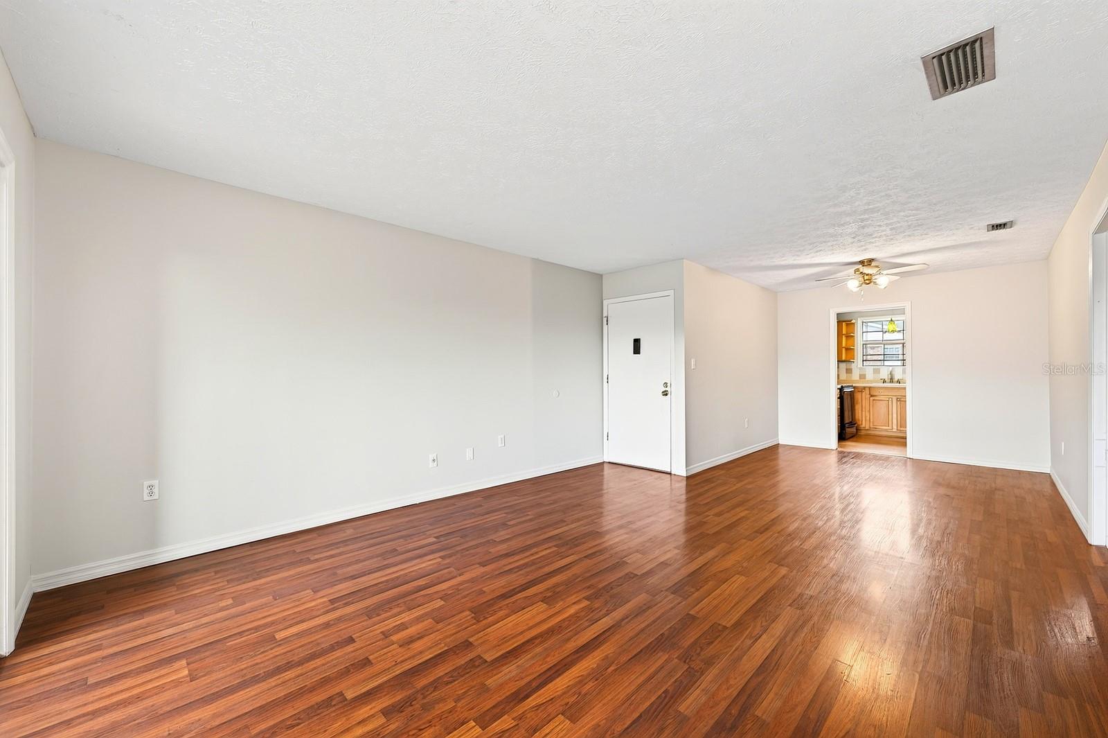 4208 LAKE UNDERHILL ROAD #5D3 photo 5