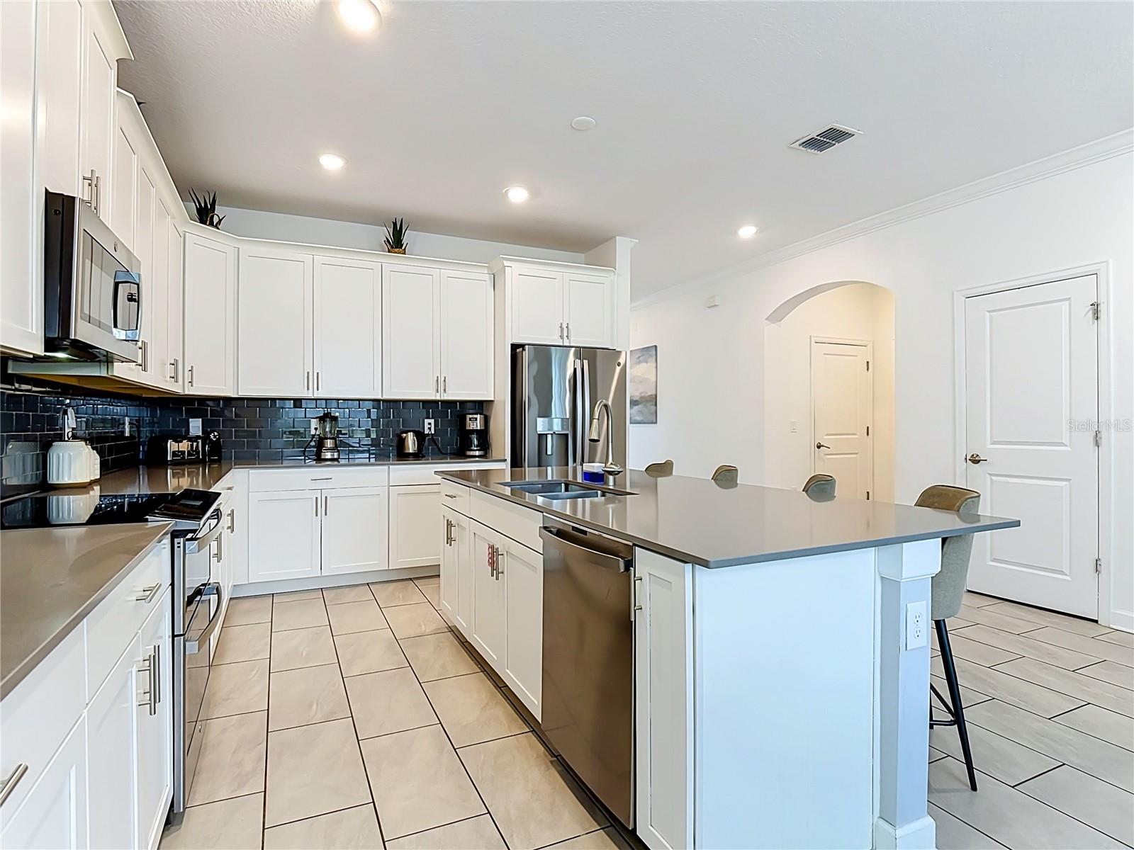 2912 Protagonist Street — photo 11 of 60