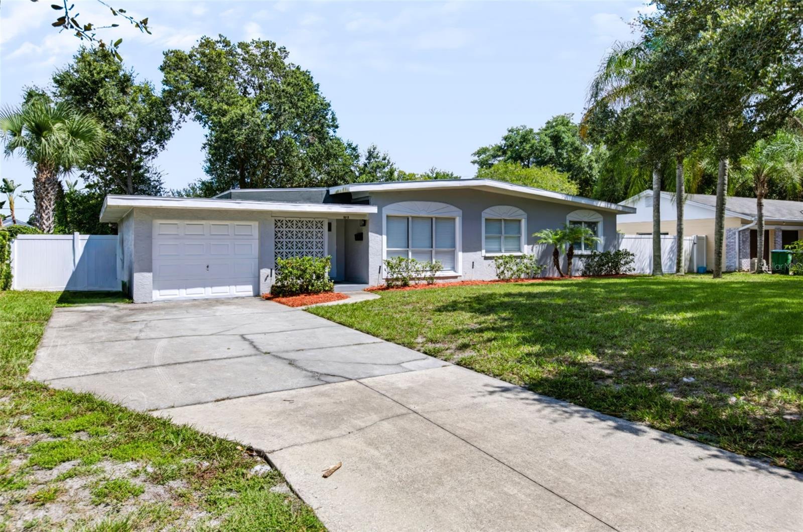 508 BRECHIN DRIVE photo 3