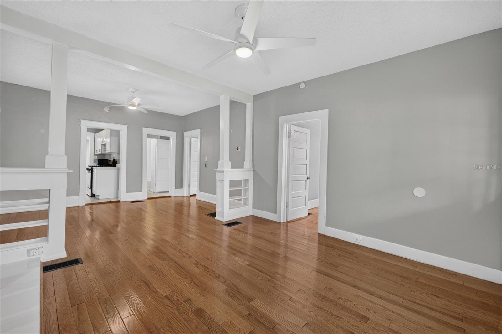 1627 E CONCORD STREET photo 2