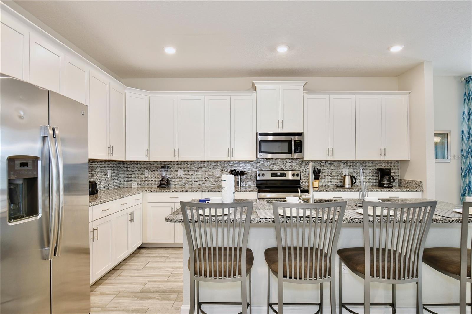 4710 Kings Castle Circle — photo 9 of 60