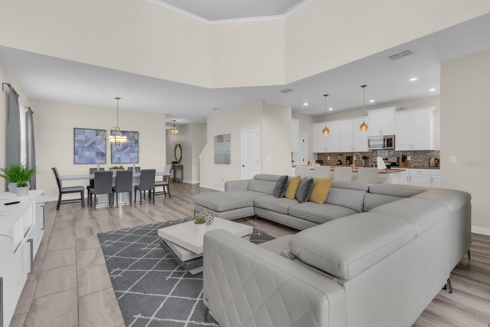 4733 Kings Castle Circle — photo 3 of 46