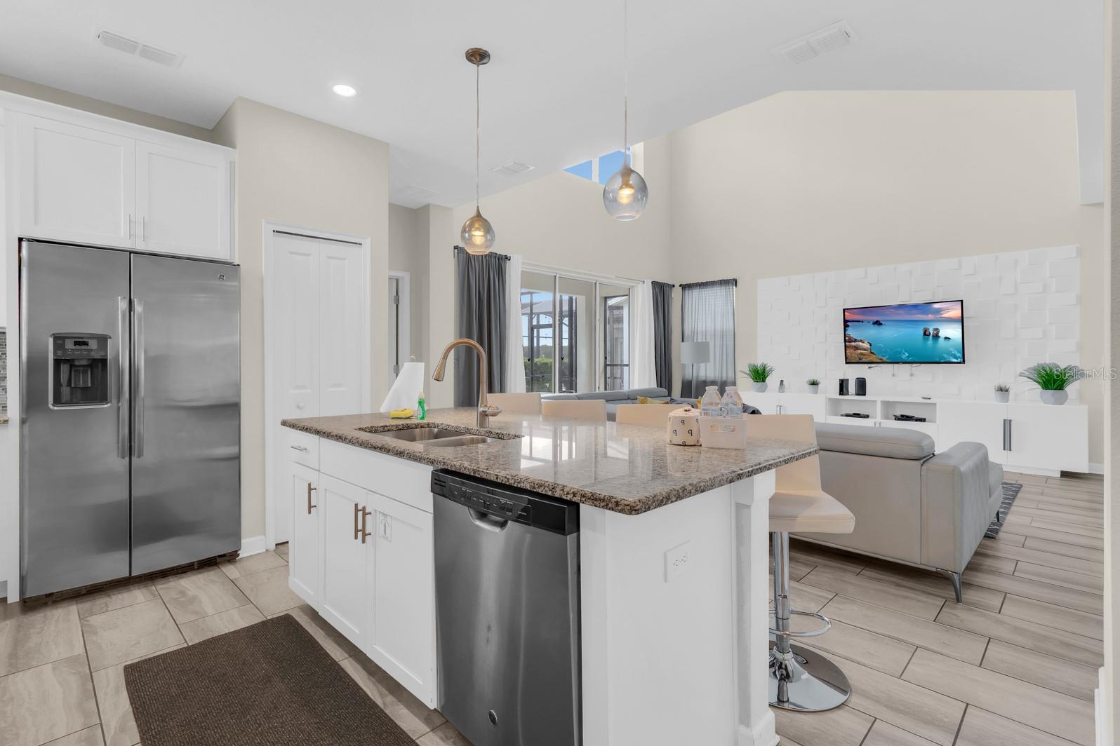 4733 Kings Castle Circle — photo 9 of 46
