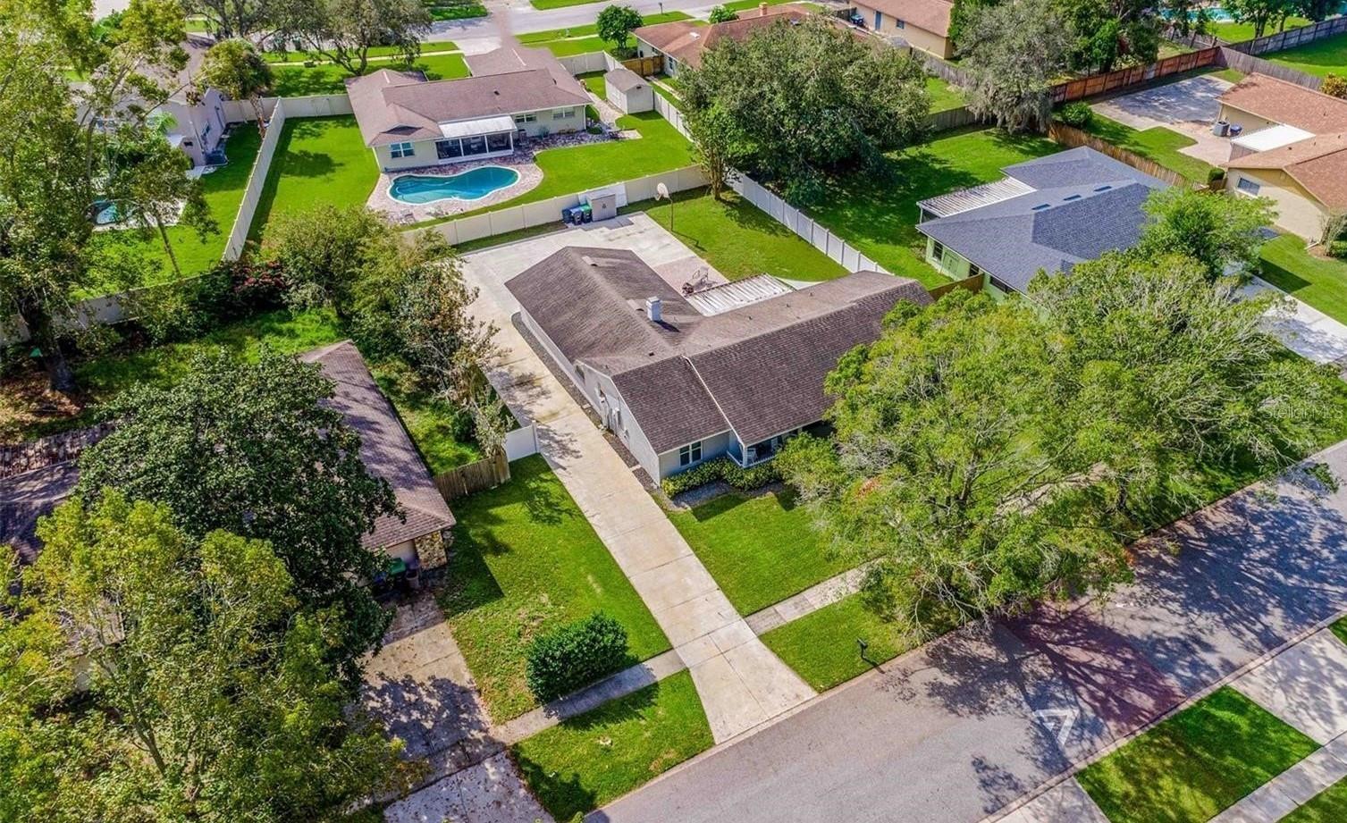 8144 BANYAN BOULEVARD photo 4