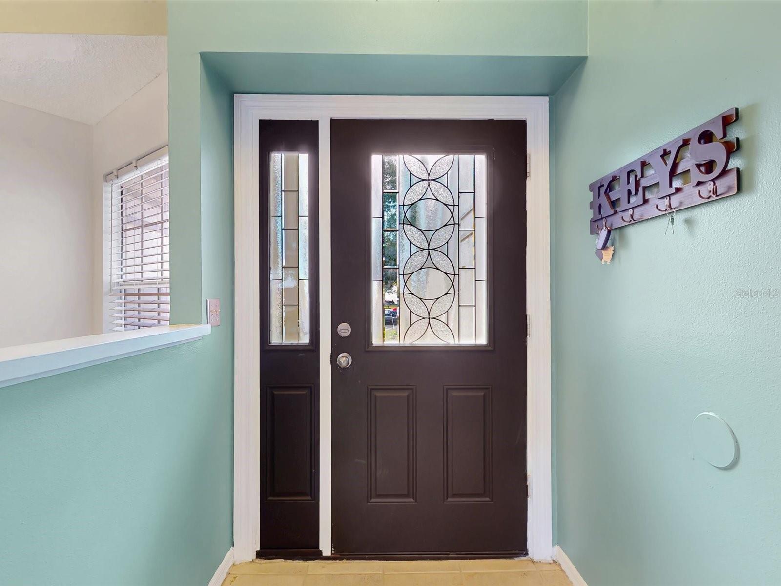 2504 KINGSTON COURT photo 2