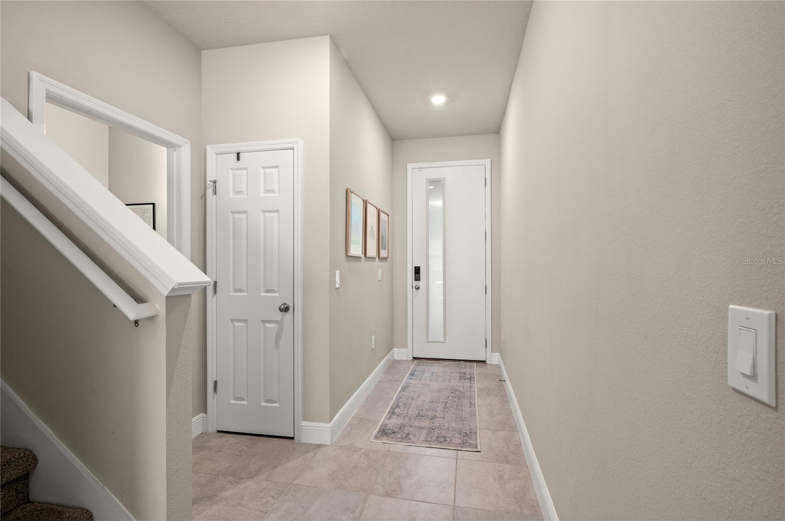 1521 BANTAM WAY photo 2