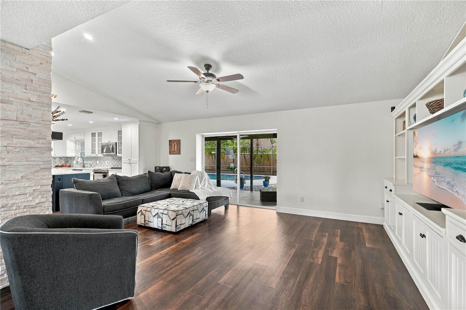 6610 ORANGE KNOLL DRIVE photo 4