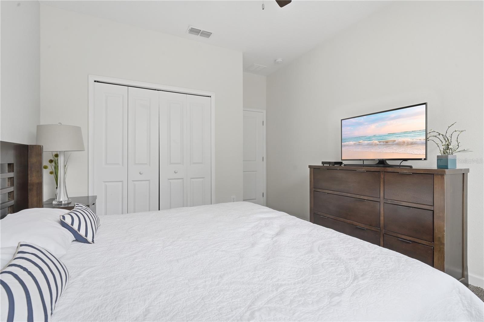 4722 Sleepy Hollow Drive — photo 20 of 40