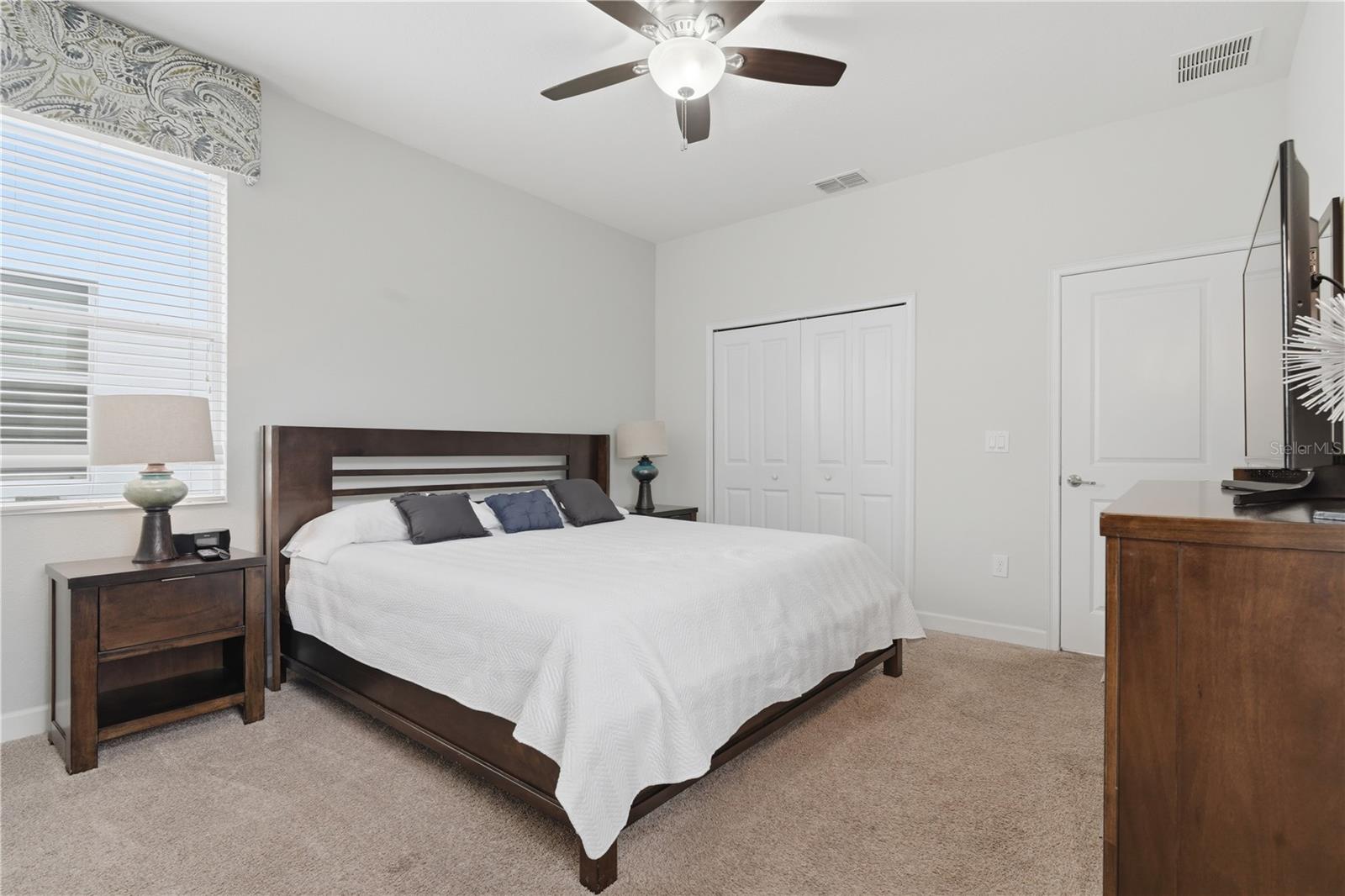 4722 Sleepy Hollow Drive — photo 24 of 40