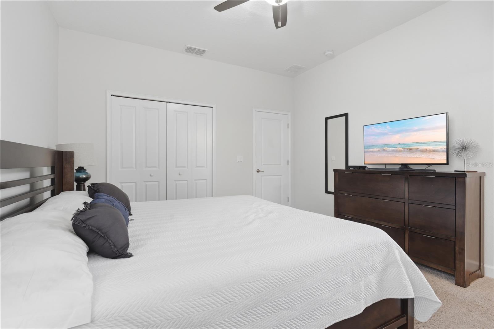 4722 Sleepy Hollow Drive — photo 25 of 40