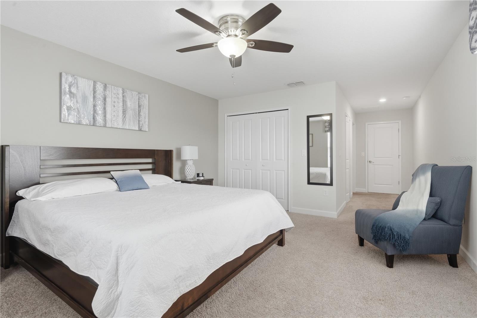4722 Sleepy Hollow Drive — photo 34 of 40