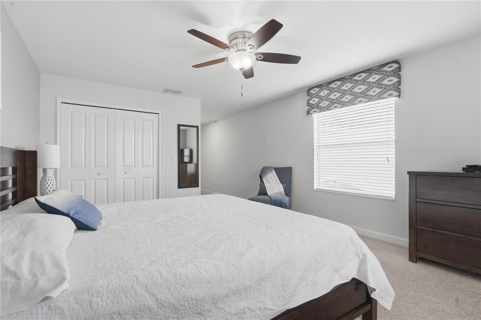 4722 Sleepy Hollow Drive — photo 35 of 40